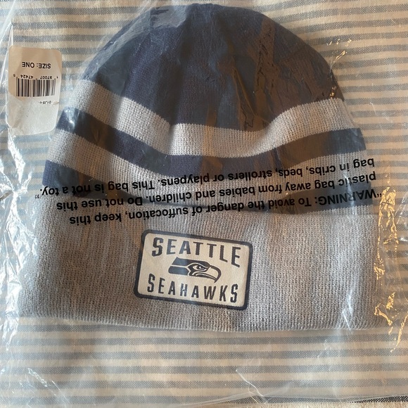 Brand new Seahawks beanie - Picture 4 of 4